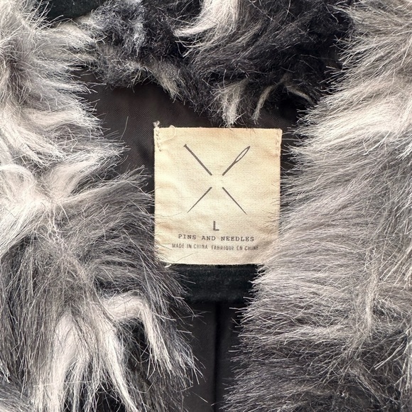 Pins & Needles Anthropologie Faux Fur Fluffy Animal Print Sweater Vest - Picture 2 of 8